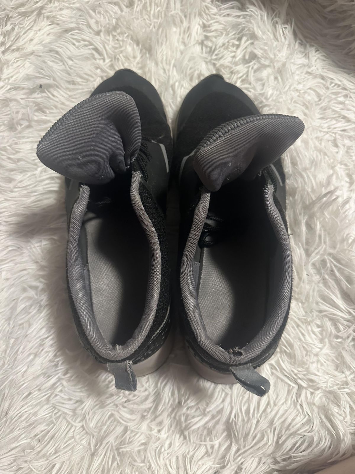 Sehr oft getragene Sportschuhe