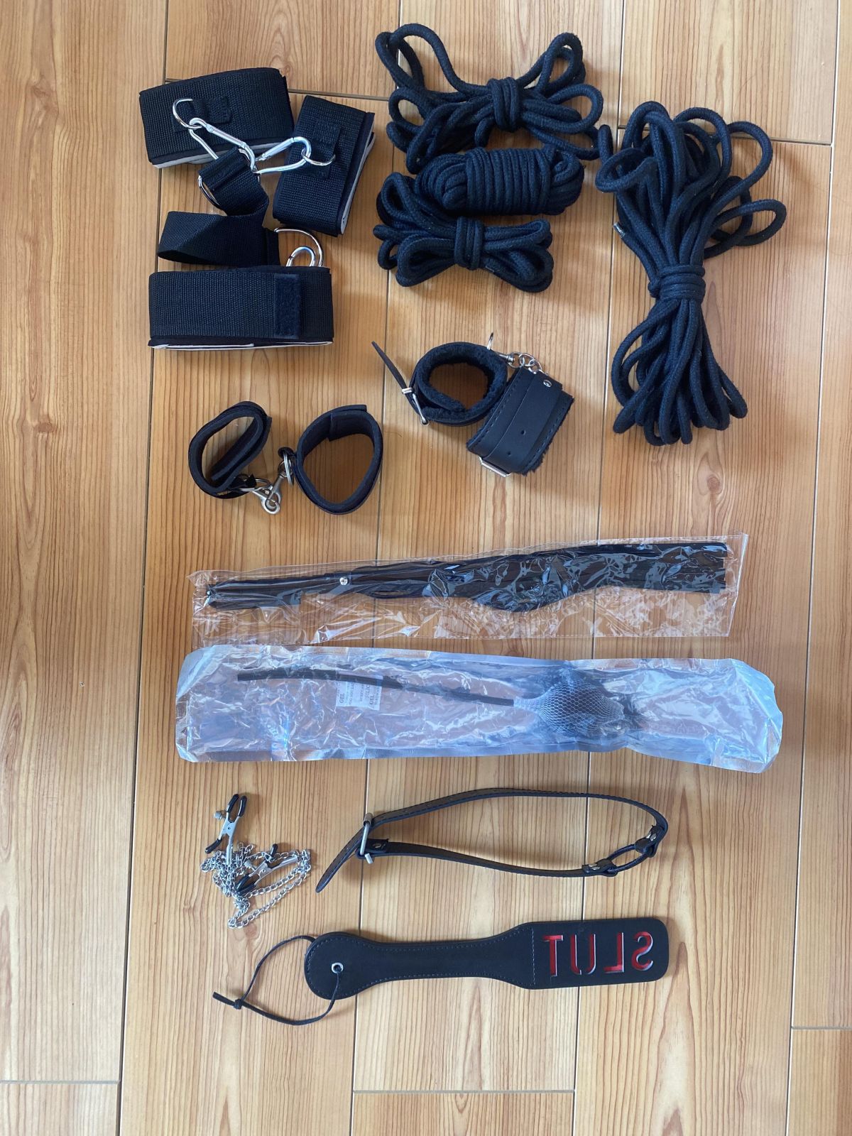 BDSM Bondage Set Handschellen Peitschen Knebel