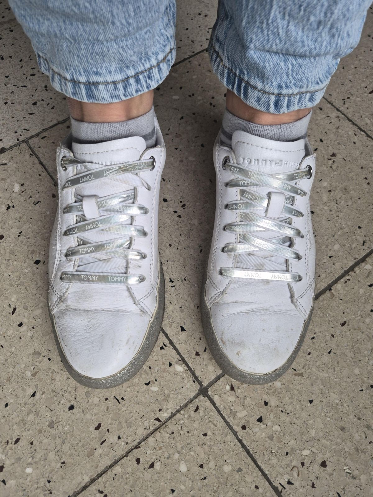 Getragene Sportschuhe oder Sneaker :)