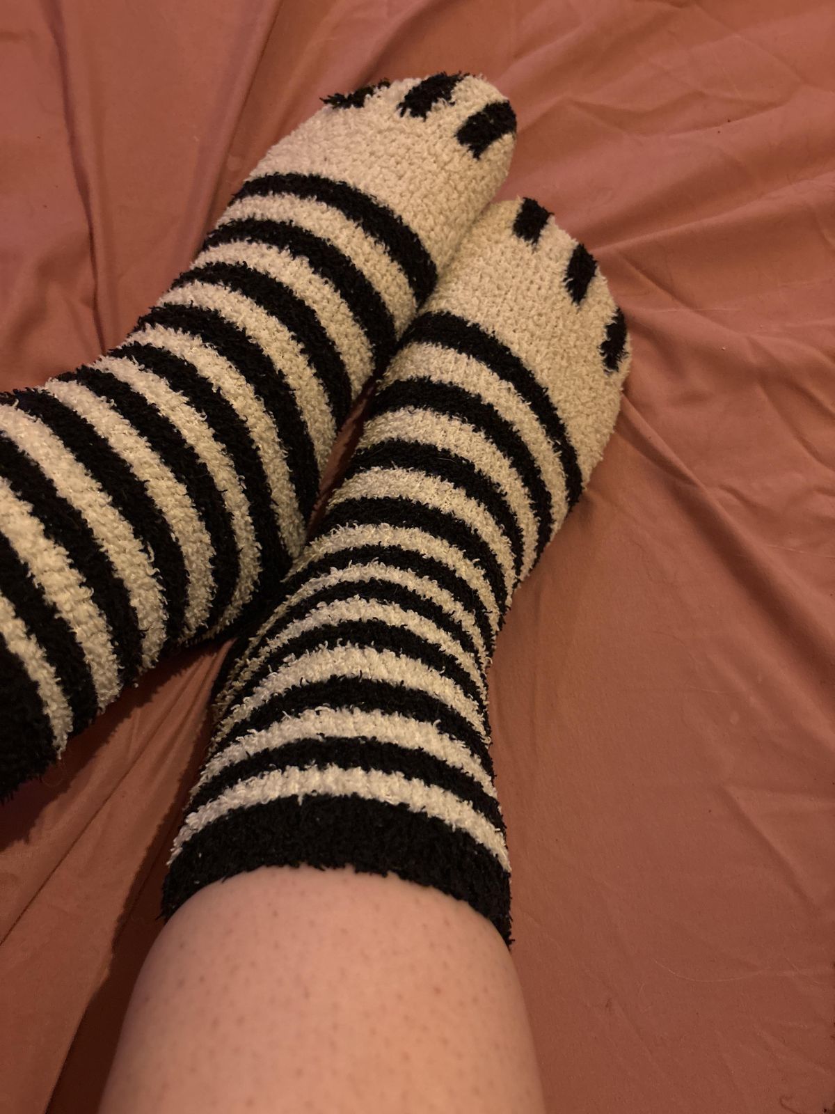Fußbilder mit oder ohne Socken