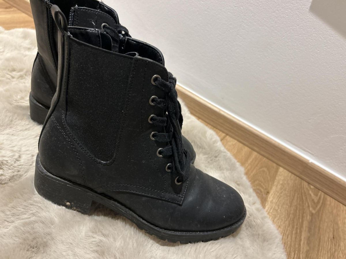 getragene Stiefel