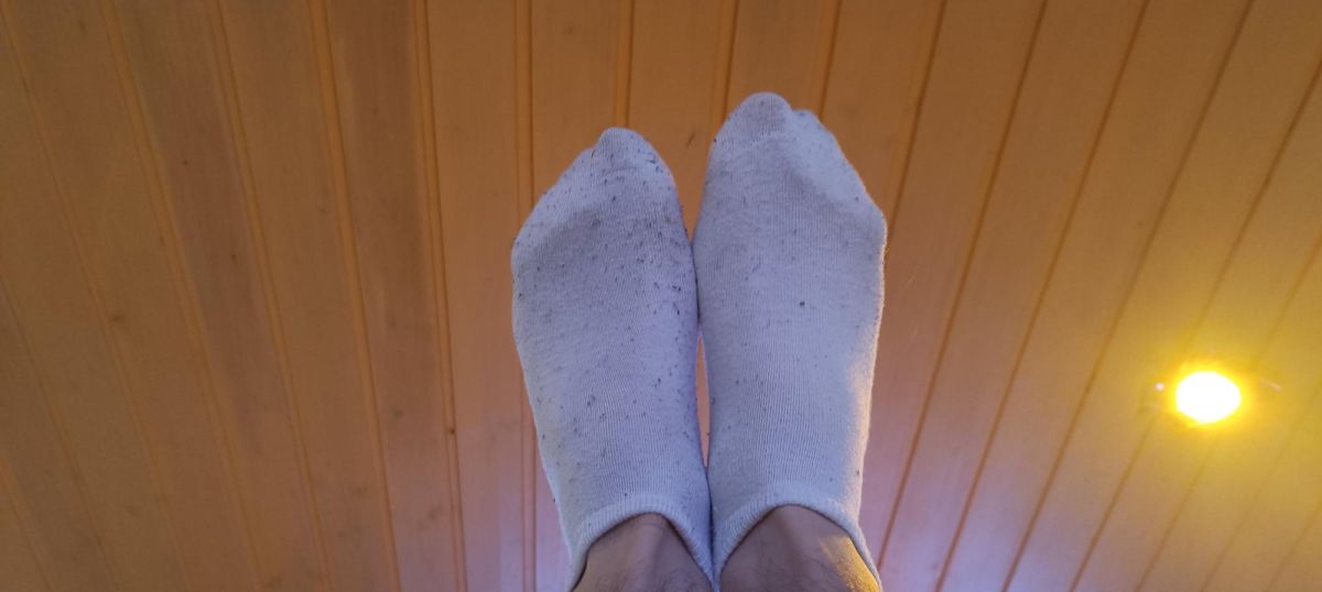 Getragene Weiße Sneaker Socken