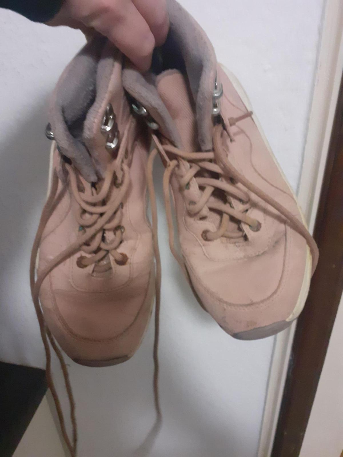 Getragene Schuhe, 38