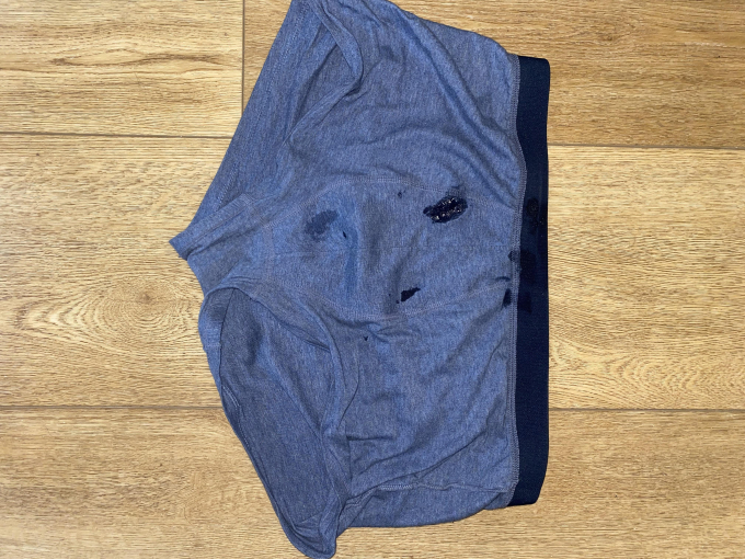 Boxershorts, getragen, geruchsintensiv