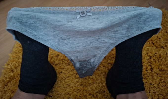 Verschwitzte Socken &amp; String mit Natursekt-Veredelung
