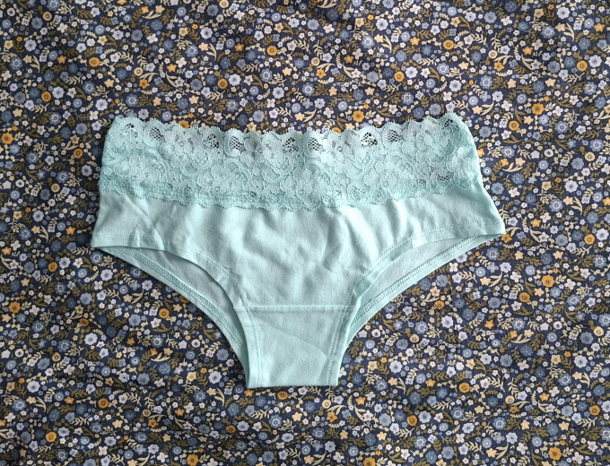 Getragen, verspielt &amp; natürlich: Mein getragener mintgrüner  Slip für dich!