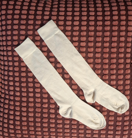​Meine Kniestrümpfe – Du bekommst sie nur, wenn ich es erlaube