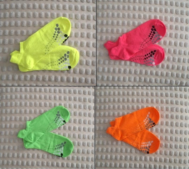 Getragene Tennissocken – Frisch vom Joggen / Intensiv &amp; Authentisch