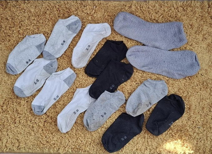7 Paar intensiv getragene Socken – Wochenset (Montag bis Sonntag)