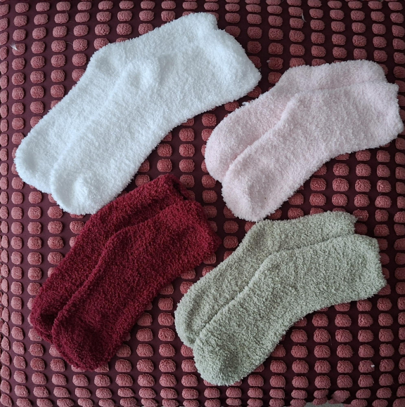 Kuschelsocken - getragen - verschmutzt - durchgeschwitzt