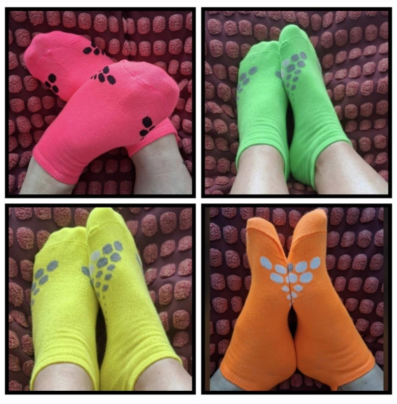 Exklusives 4er-Set: Intensiv getragene Workout-Sportsocken (Neon-Kollektion)