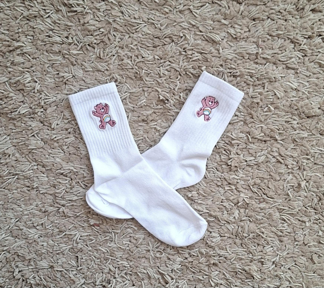 Getragene Socken von meinen Füßen (Süß, aber dominant)