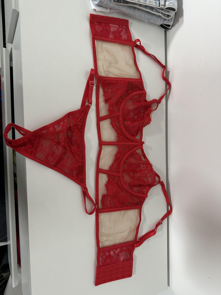 Gut getragenes Dessous Set